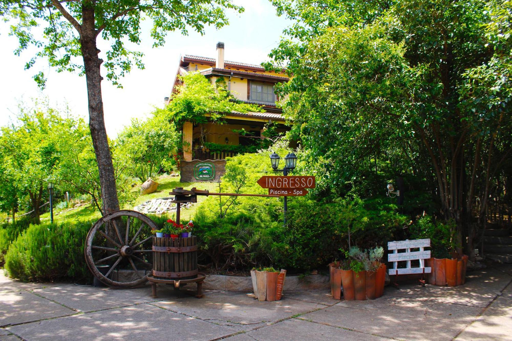 Agriturismo La Locanda Del Parco Морано-Калабро Экстерьер фото